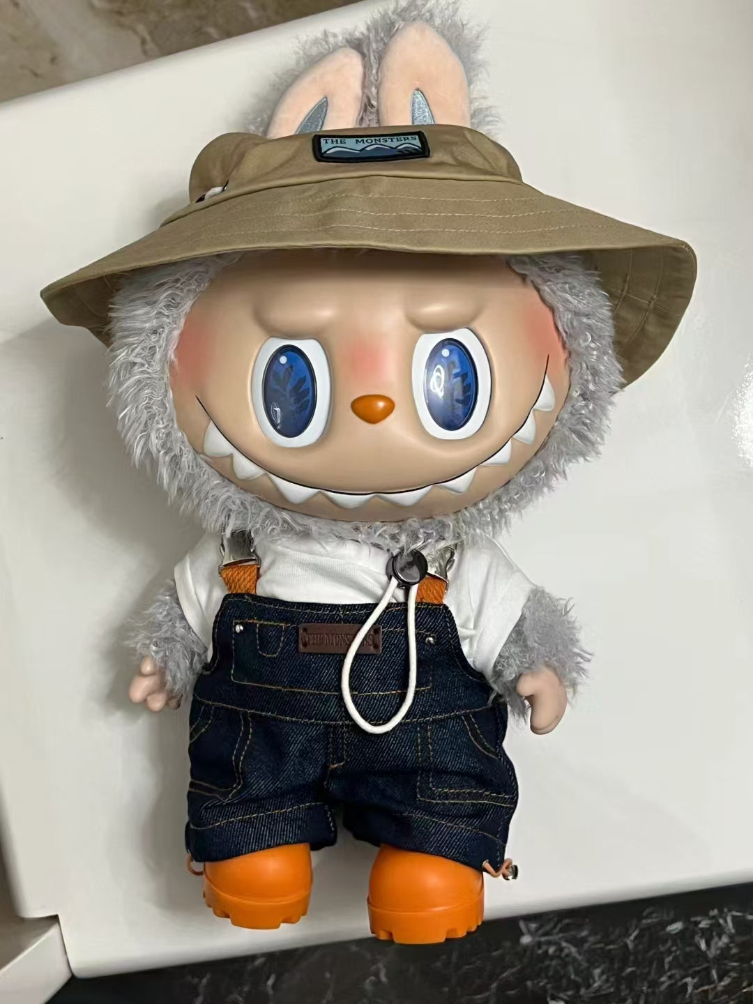 LABUBU Fall in wild (big) rubber-lined plush doll