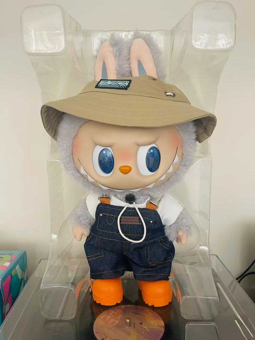 LABUBU Fall in wild (big) rubber-lined plush doll