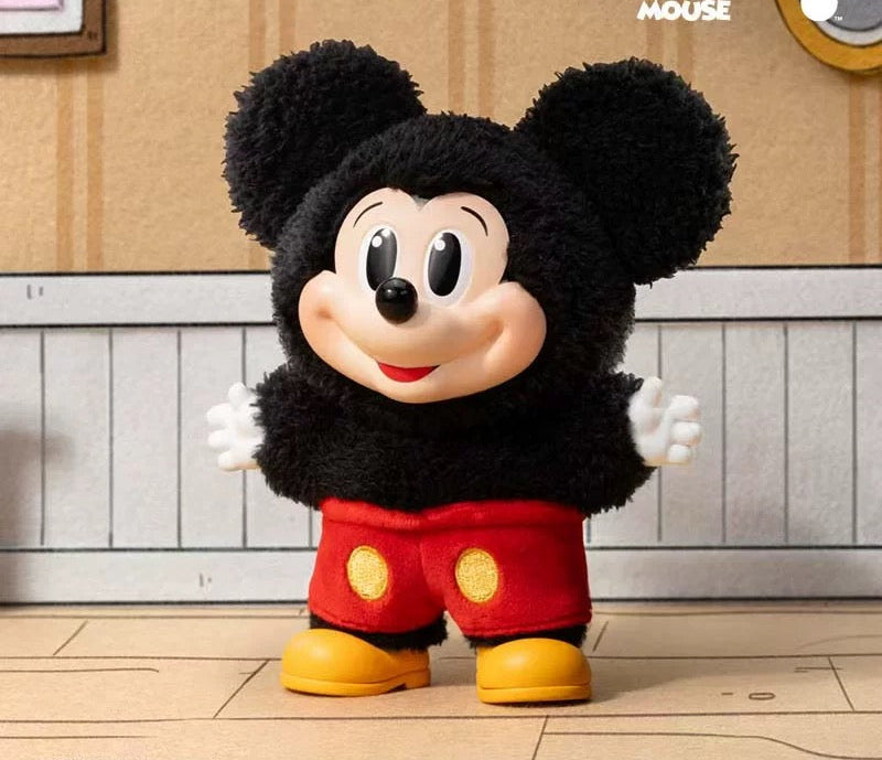 Mickey family cute together