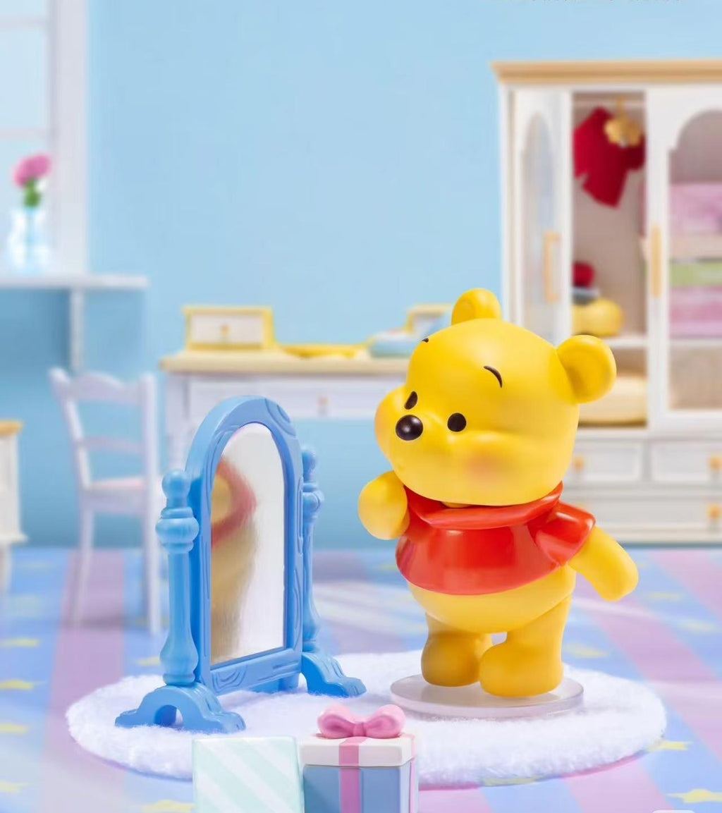 Disney Honey  Bear Home MomentsSurprise Figuriine