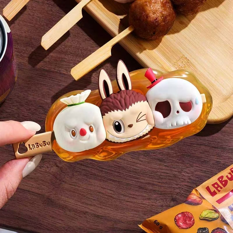 THE MONSTERS Wacky Mart Series Figures