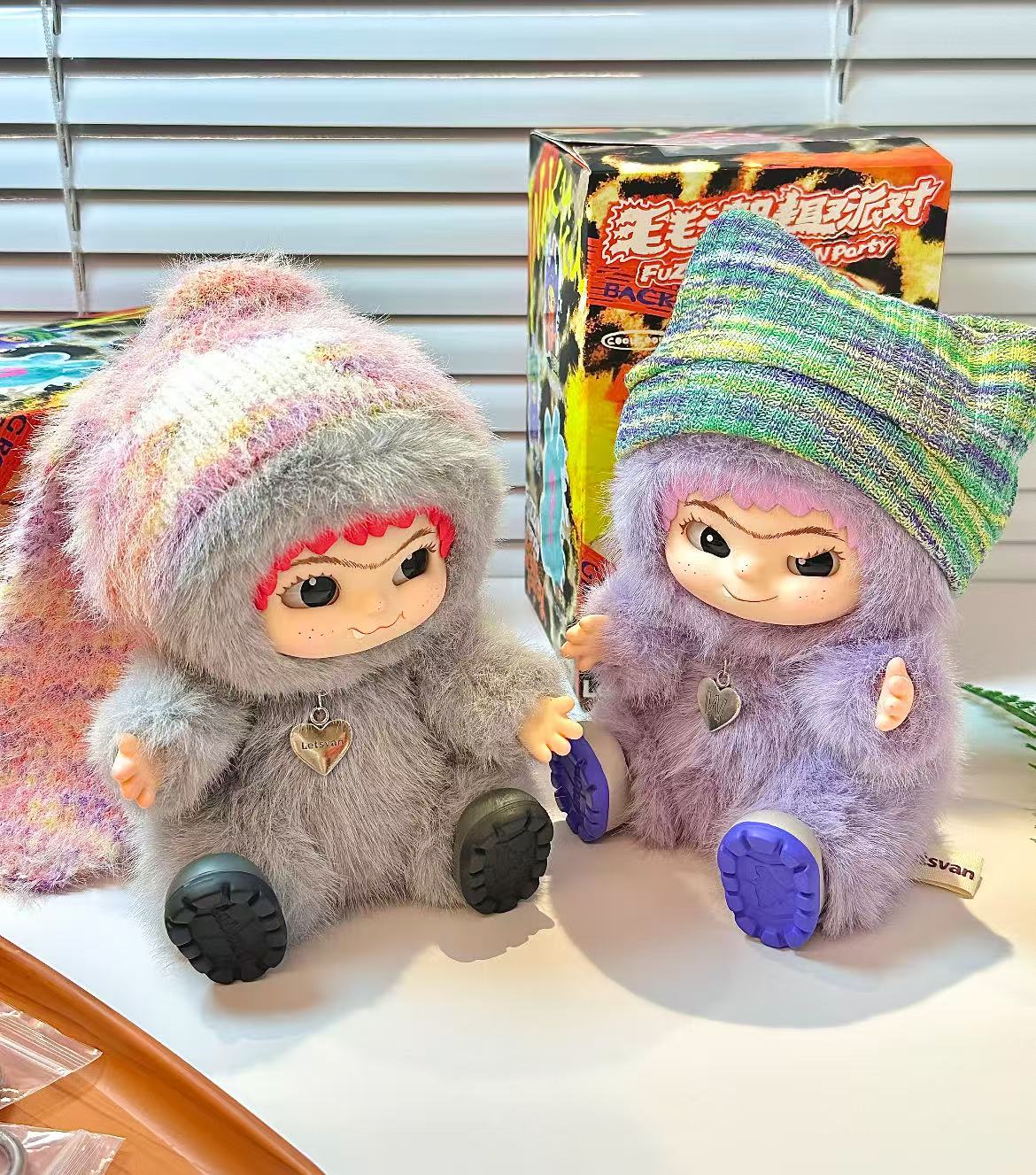 WAKUKU Fuzzy Trendy Fun