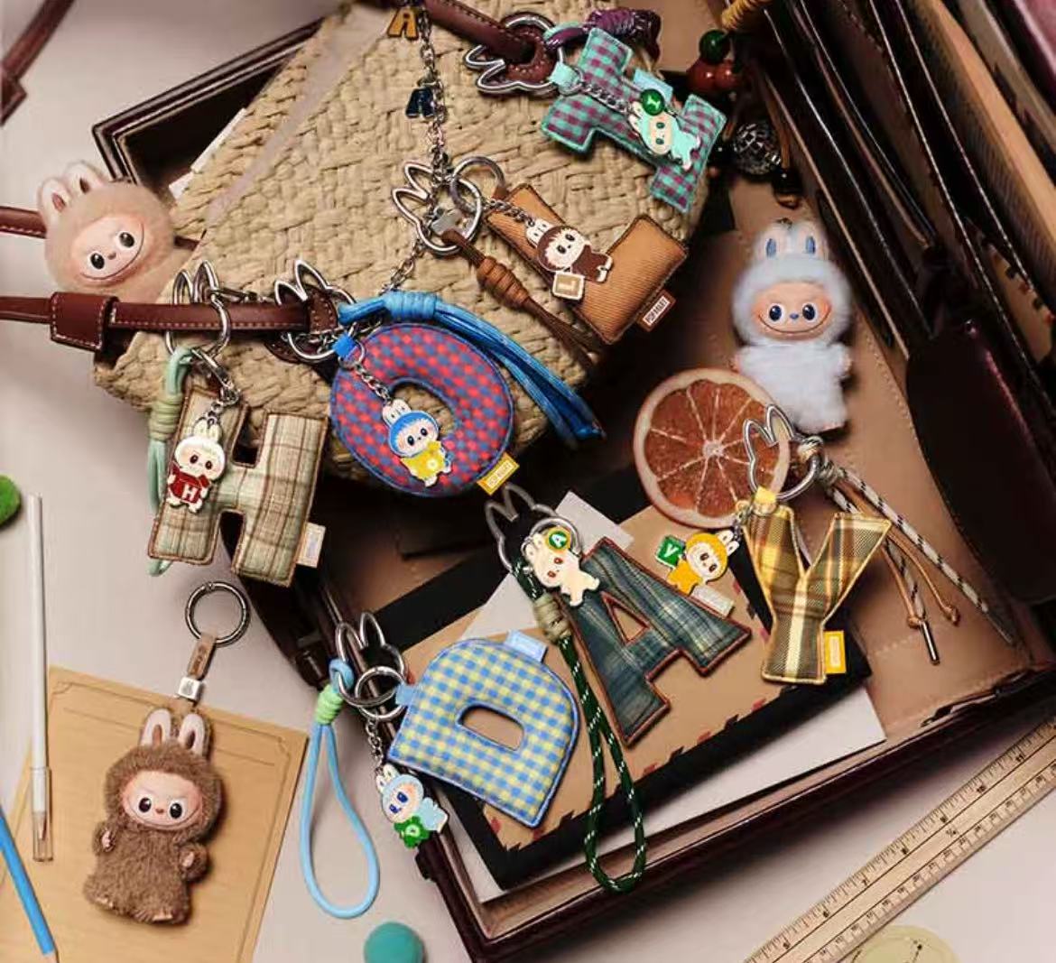 (A-M)THE MONSIERS PIN FOR LOVE SERIES-Alphabet pendant blind box